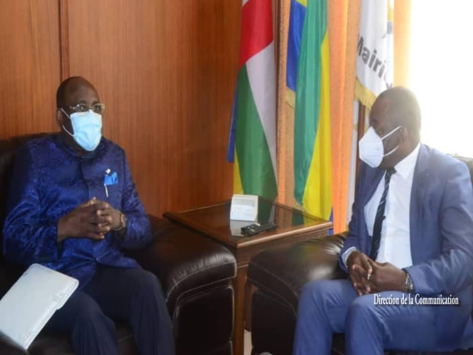 Le Maire de Bangui Emile-Gros-Raymond NAKOMBO en visite à Libreville